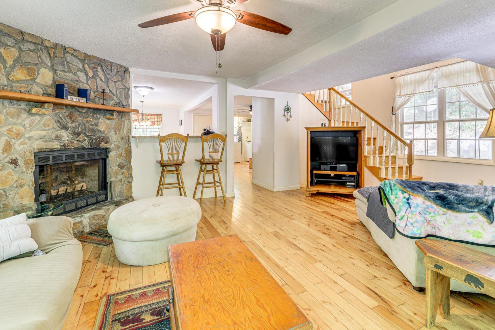 Bryson City Cottage With Hot Tub And Waterfall Views! Luaran gambar